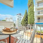 Appartamento A Pie De Todo, Luz, Balcon Y Playa En Tossa *